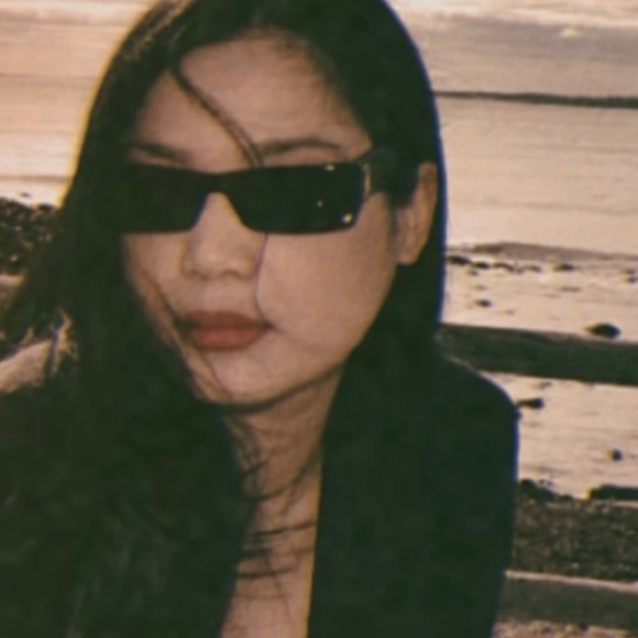 Gucci🔥 - Picture 5 of 9